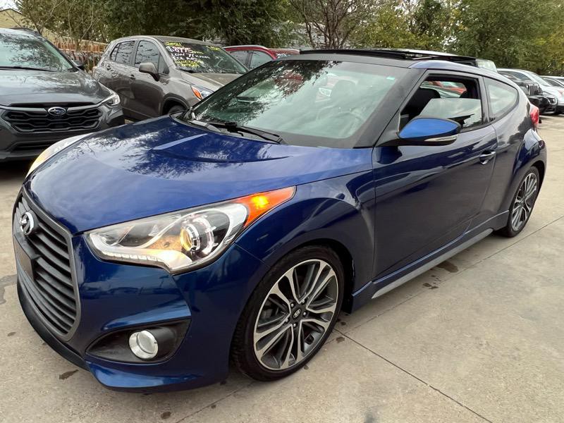2016 Hyundai Veloster Image 1