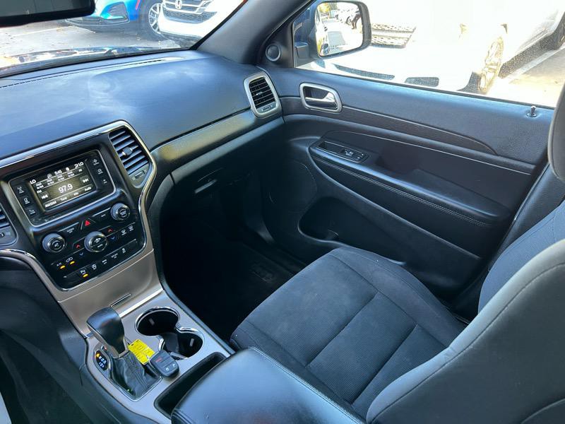 2016 Jeep Grand Cherokee Image 23