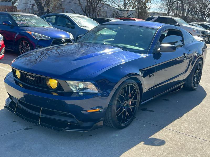 2011 Ford Mustang Image 1