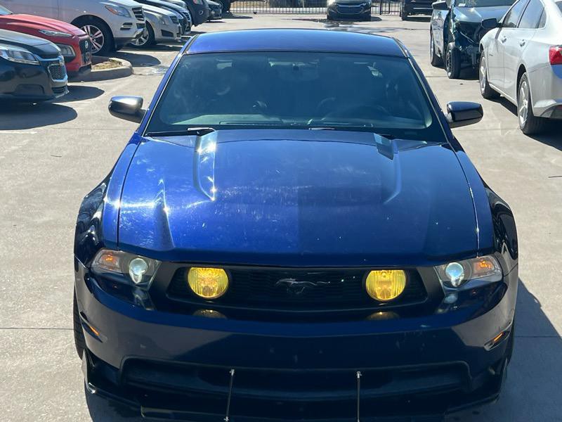 2011 Ford Mustang Image 3