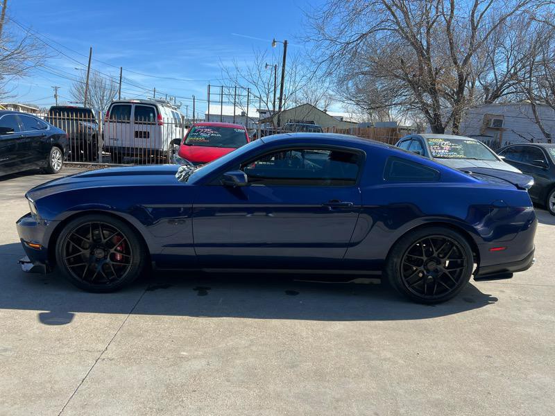 2011 Ford Mustang Image 5