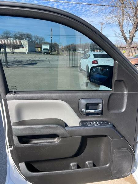 2018 Chevrolet Silverado 1500 Image 12