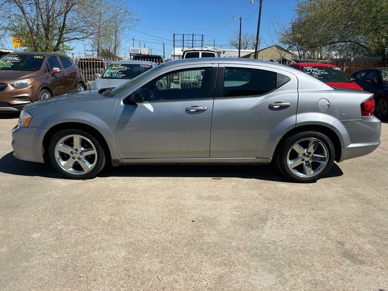 2014 Dodge Avenger Image 5