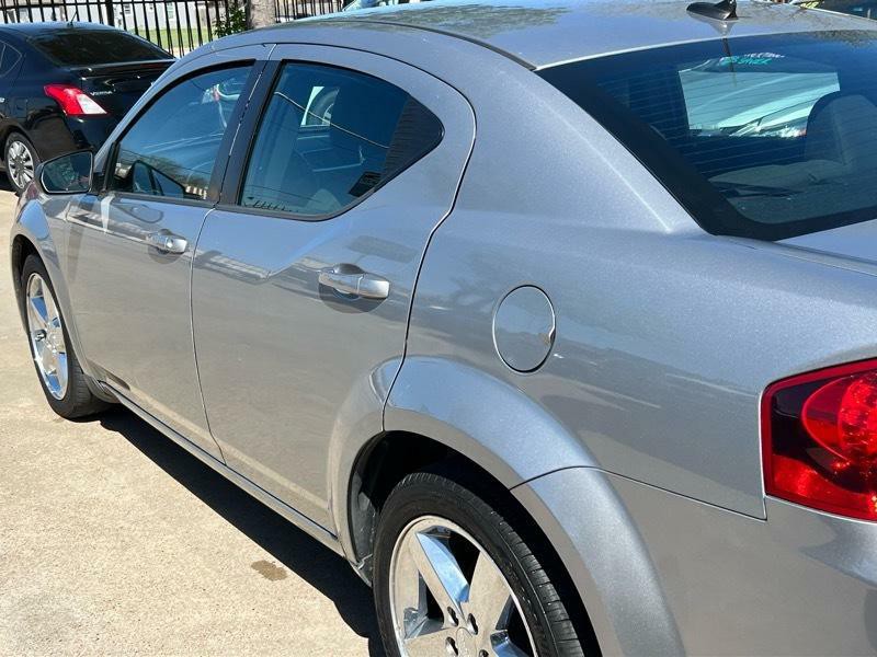 2014 Dodge Avenger Image 6