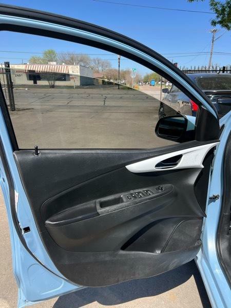 2016 Chevrolet Spark Image 15