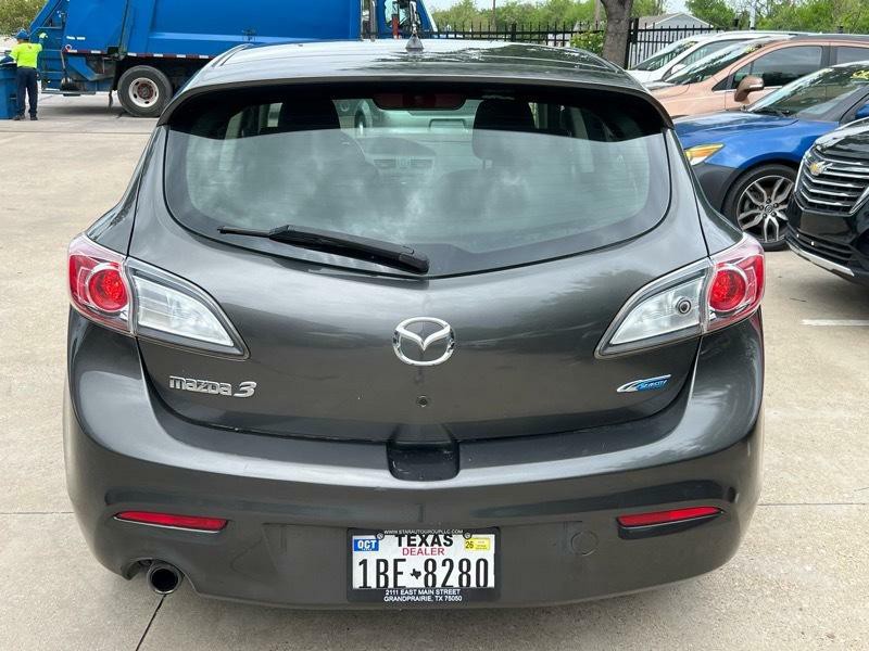 2013 Mazda Mazda3 Image 8