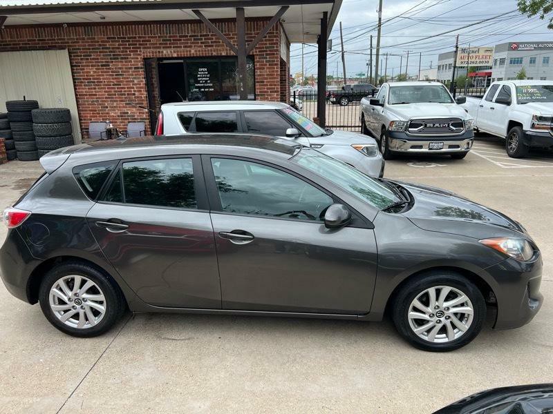 2013 Mazda Mazda3 Image 11