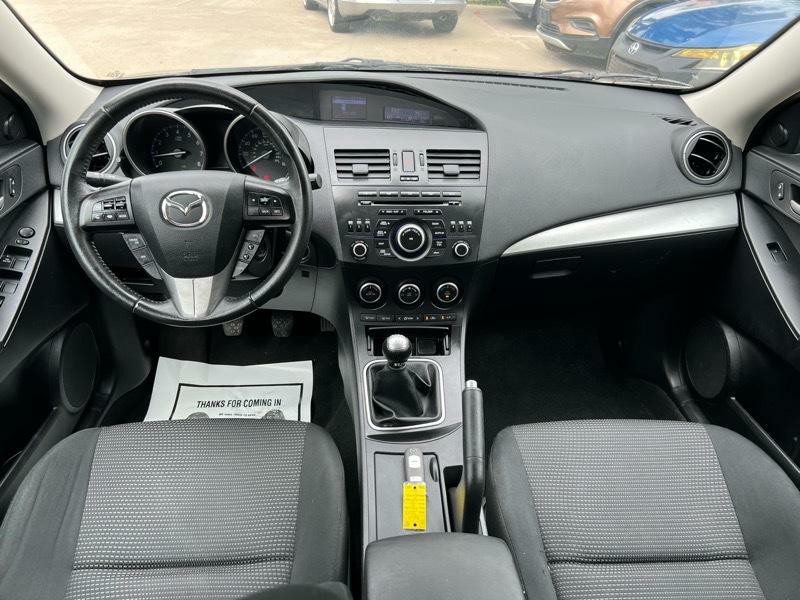 2013 Mazda Mazda3 Image 18