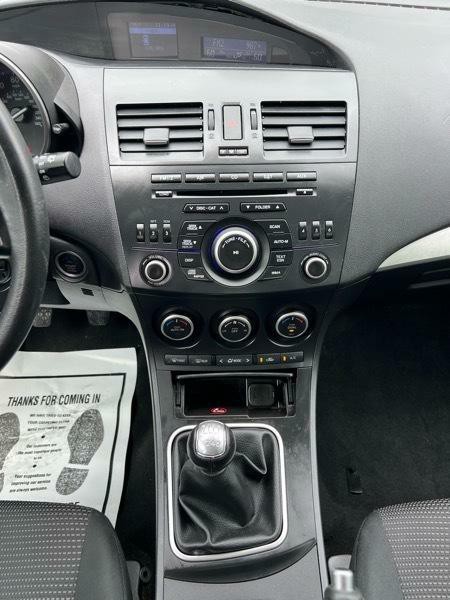 2013 Mazda Mazda3 Image 21