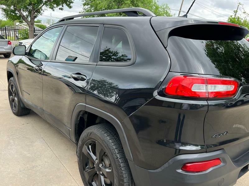 2015 Jeep Cherokee Image 9