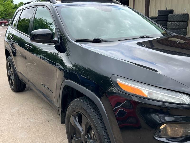 2015 Jeep Cherokee Image 15