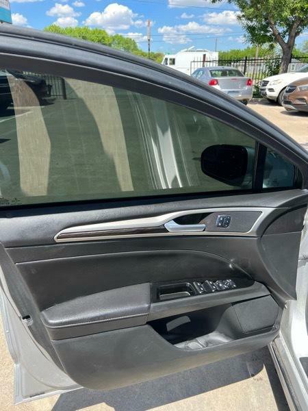 2015 Ford Fusion Image 14