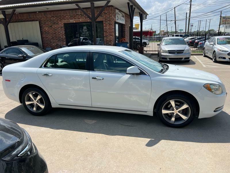 2012 Chevrolet Malibu Image 12