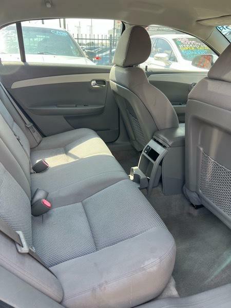 2012 Chevrolet Malibu Image 19