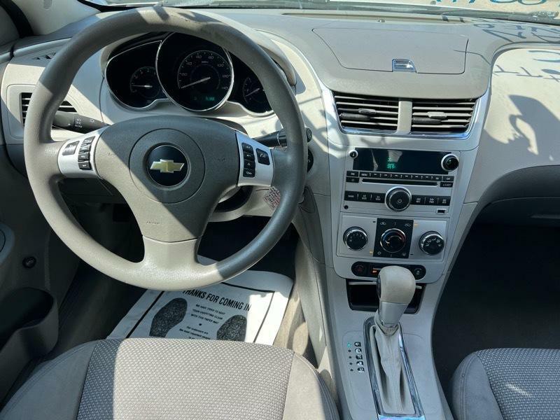 2012 Chevrolet Malibu Image 20