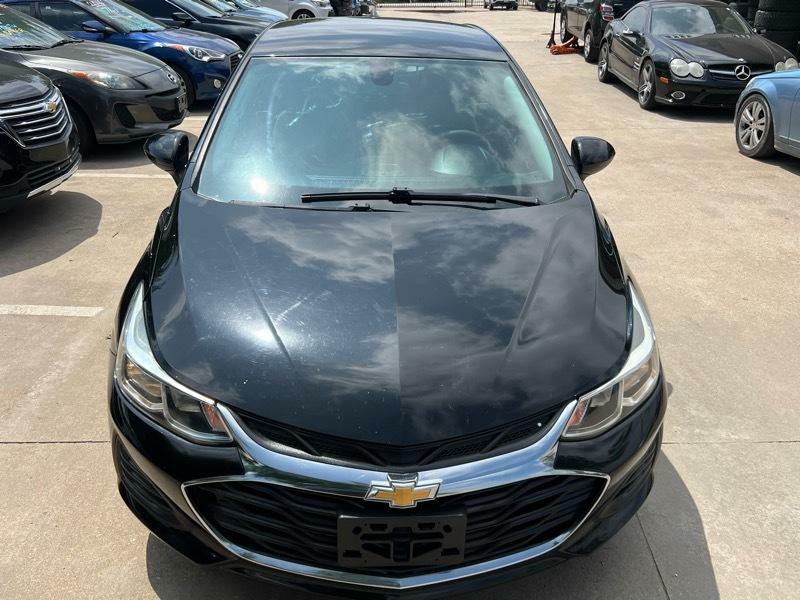 2019 Chevrolet Cruze Image 3