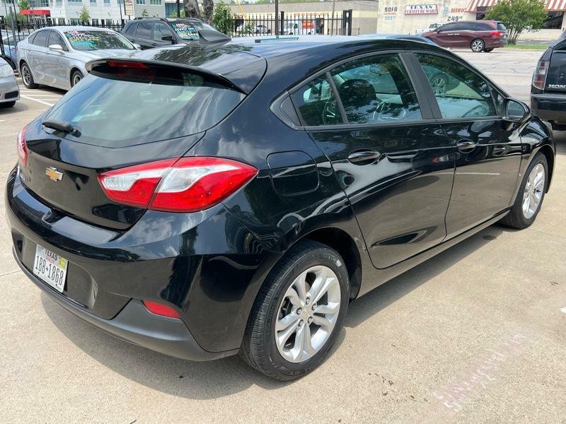 2019 Chevrolet Cruze Image 10