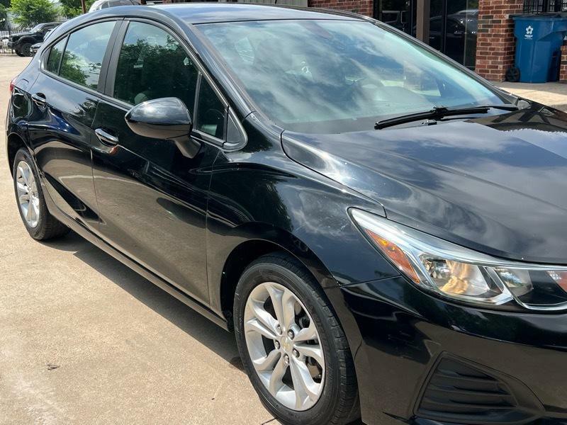 2019 Chevrolet Cruze Image 11