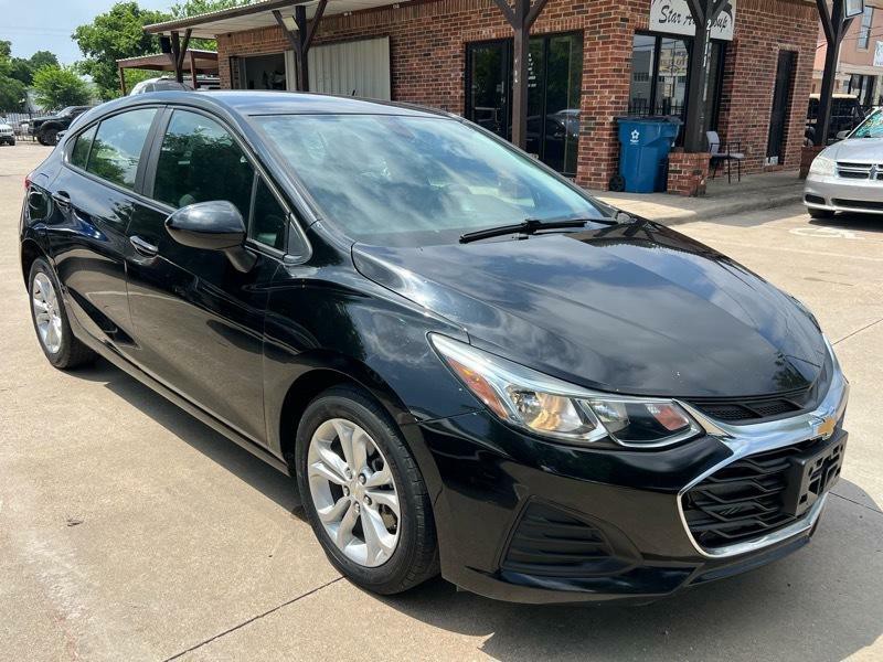 2019 Chevrolet Cruze Image 13