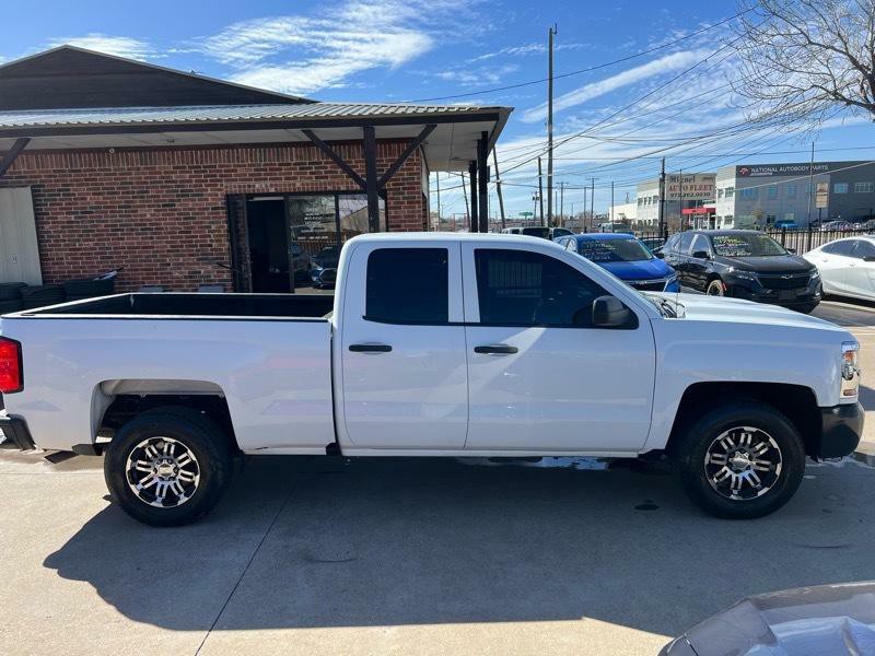 2018 Chevrolet Silverado 1500 Image 11