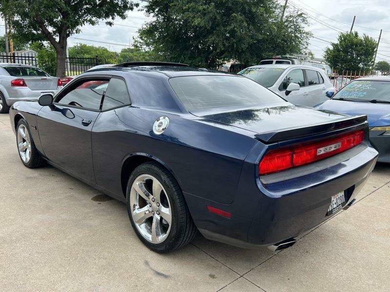 2013 Dodge Challenger Image 5