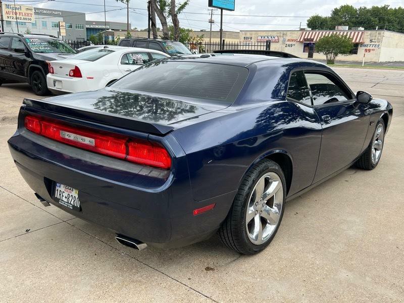 2013 Dodge Challenger Image 7