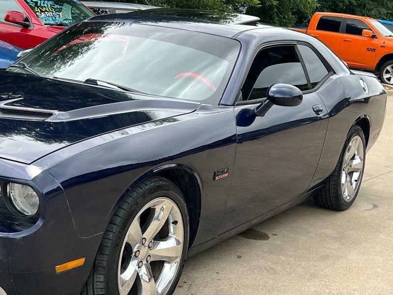 2013 Dodge Challenger Image 13