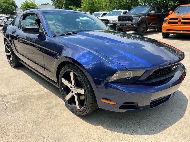 2012 Ford Mustang Image 10