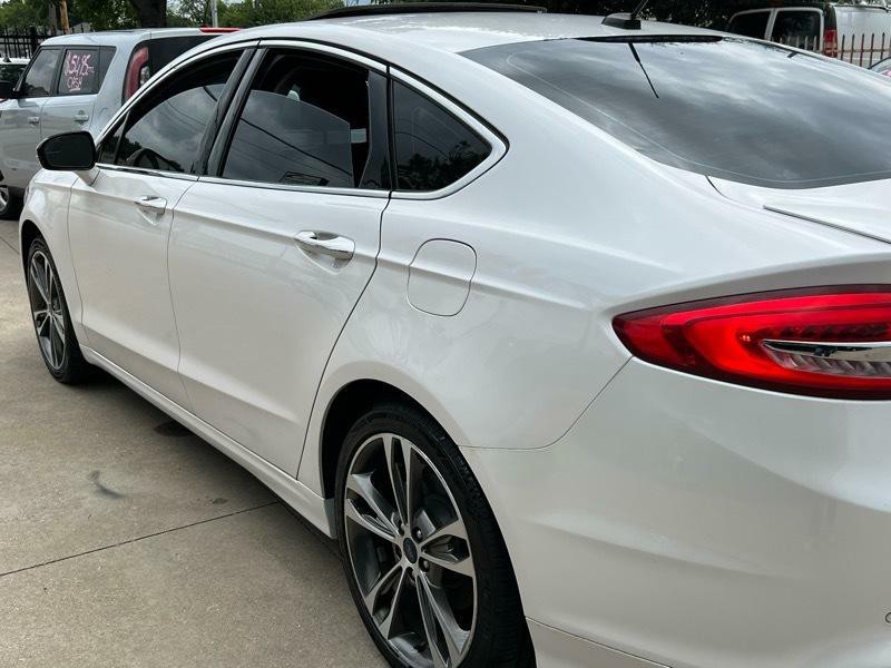 2017 Ford Fusion Image 6
