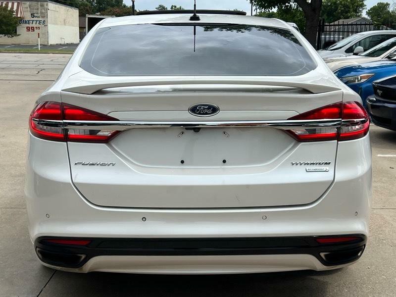 2017 Ford Fusion Image 10