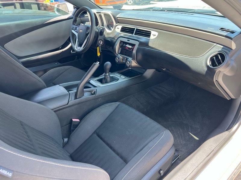 2015 Chevrolet Camaro Image 20