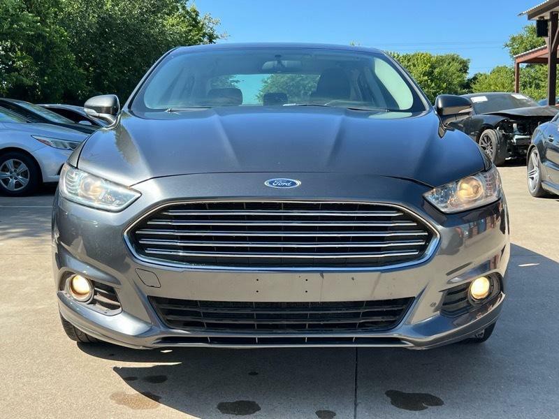 2016 Ford Fusion Image 2