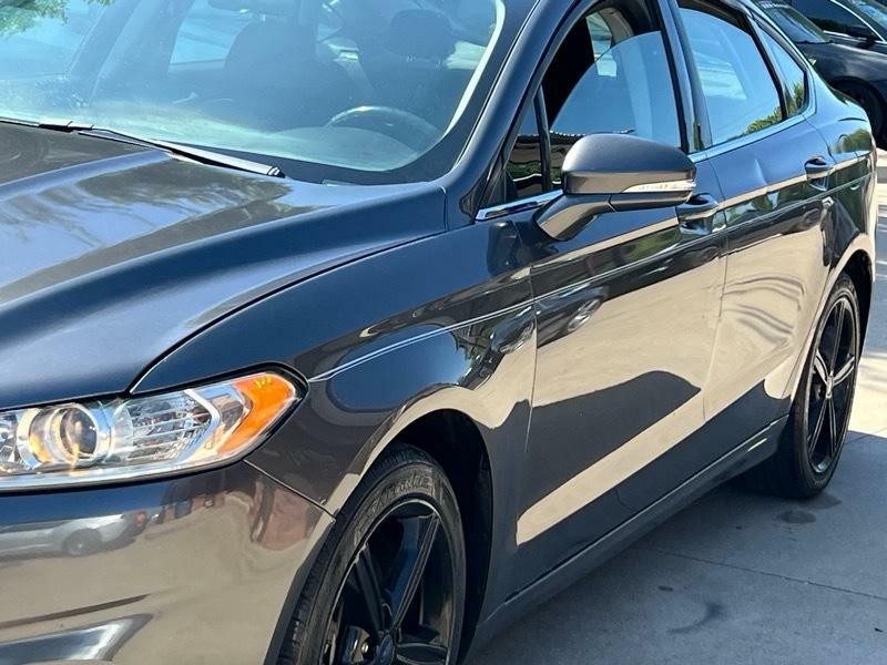 2016 Ford Fusion Image 5