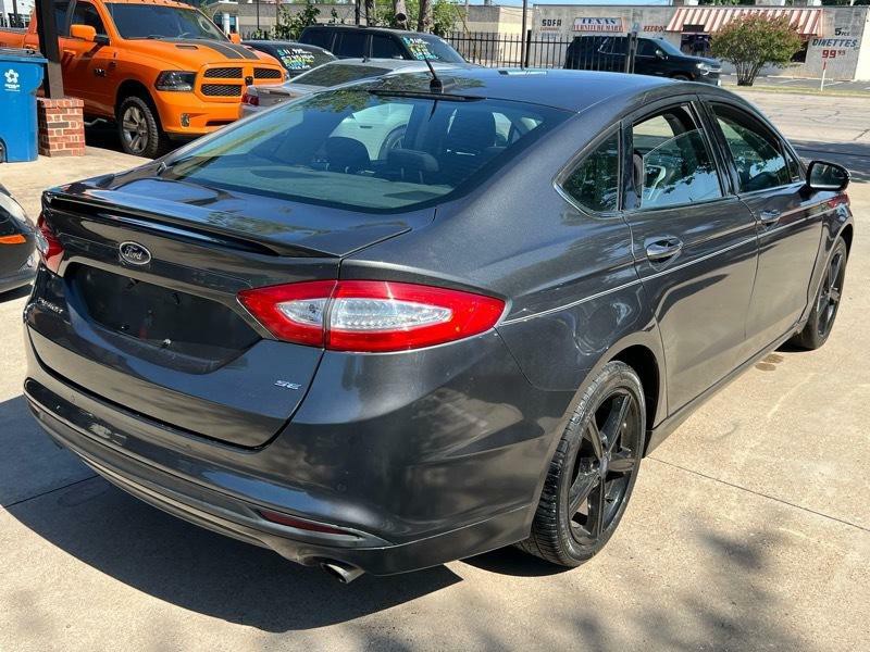 2016 Ford Fusion Image 7