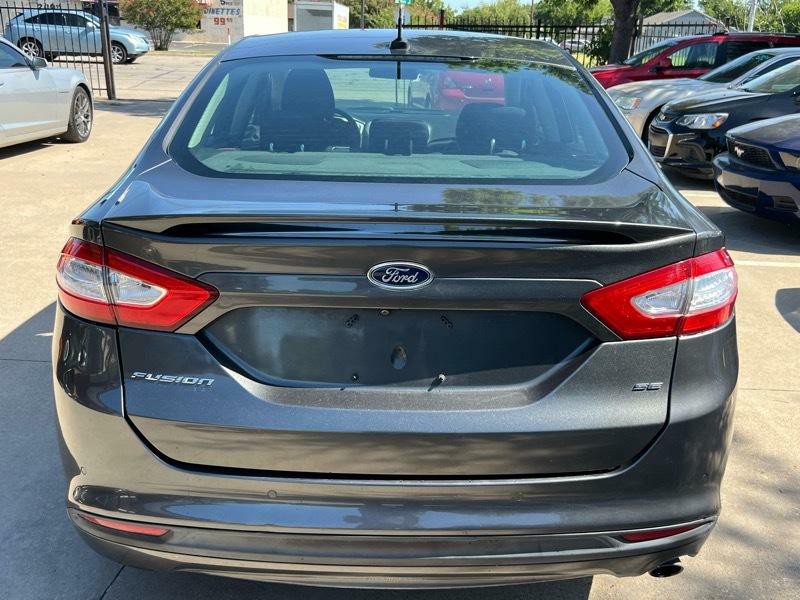 2016 Ford Fusion Image 8