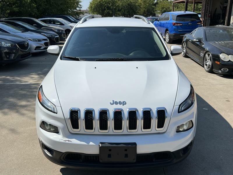 2018 Jeep Cherokee Image 2