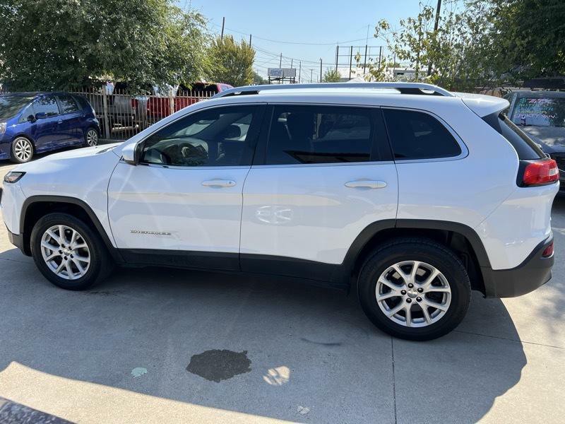 2018 Jeep Cherokee Image 6