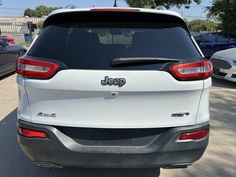 2018 Jeep Cherokee Image 10