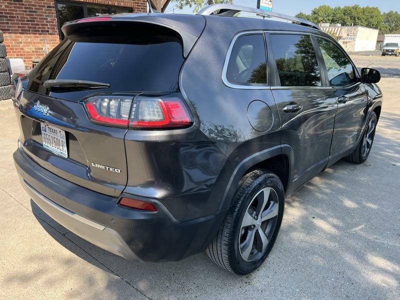 2020 Jeep Cherokee Image 10