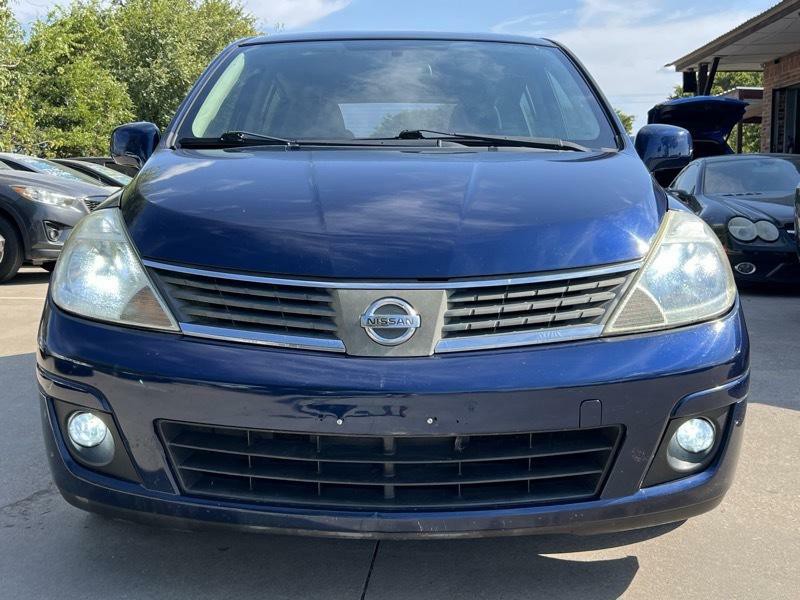 2008 Nissan Versa Image 2