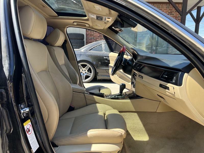 2007 BMW 3 Series Image 23