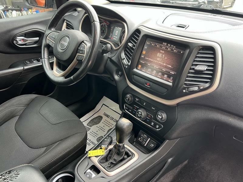 2015 Jeep Cherokee Image 20