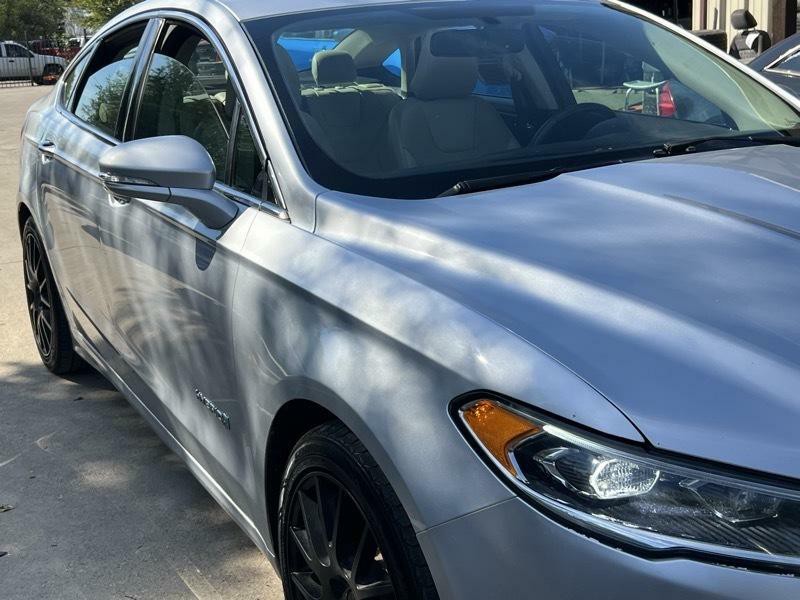 2017 Ford Fusion Image 10