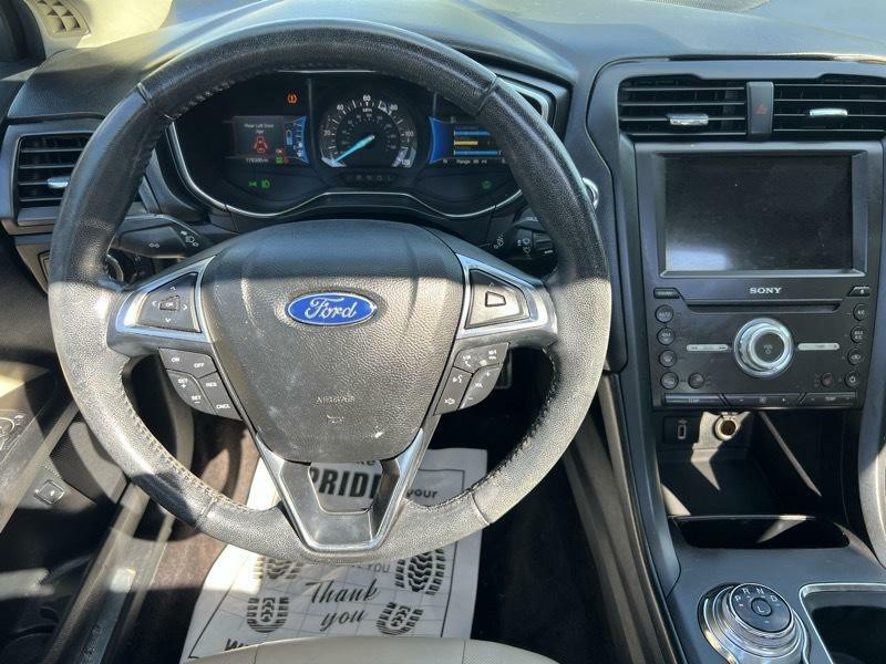 2017 Ford Fusion Image 16
