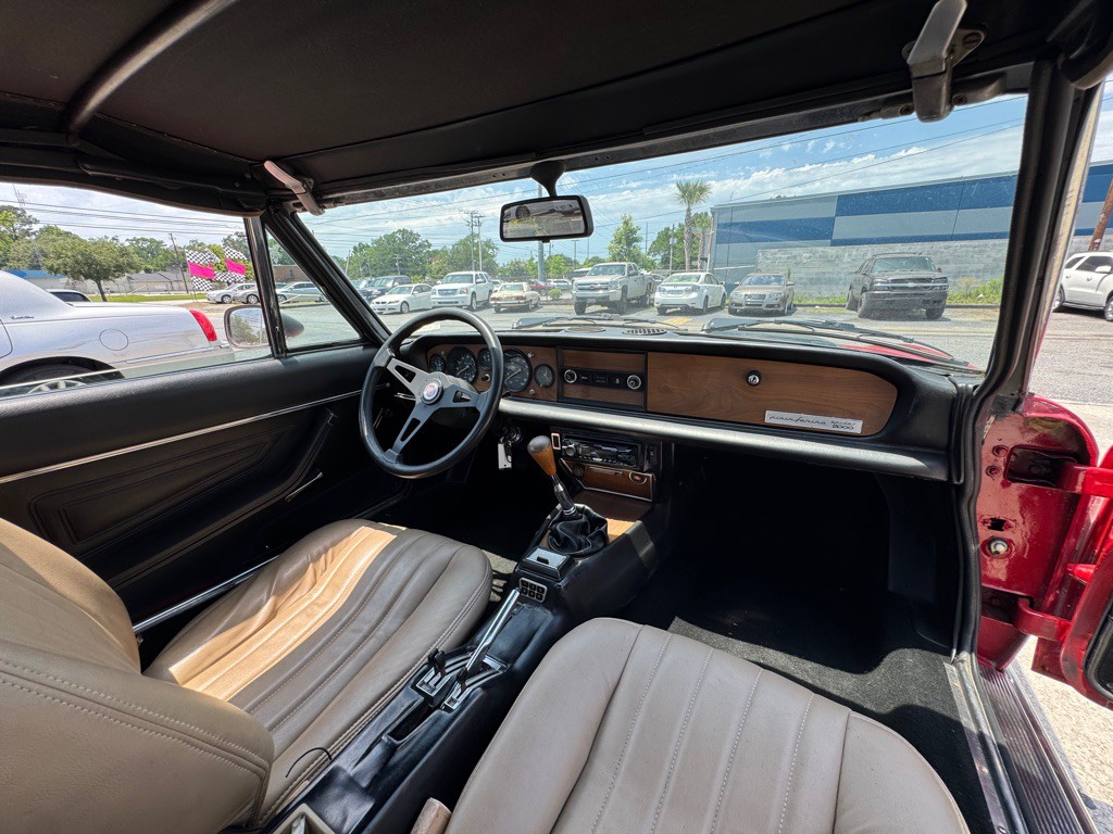 1982 FIAT 124 Spider Image 19