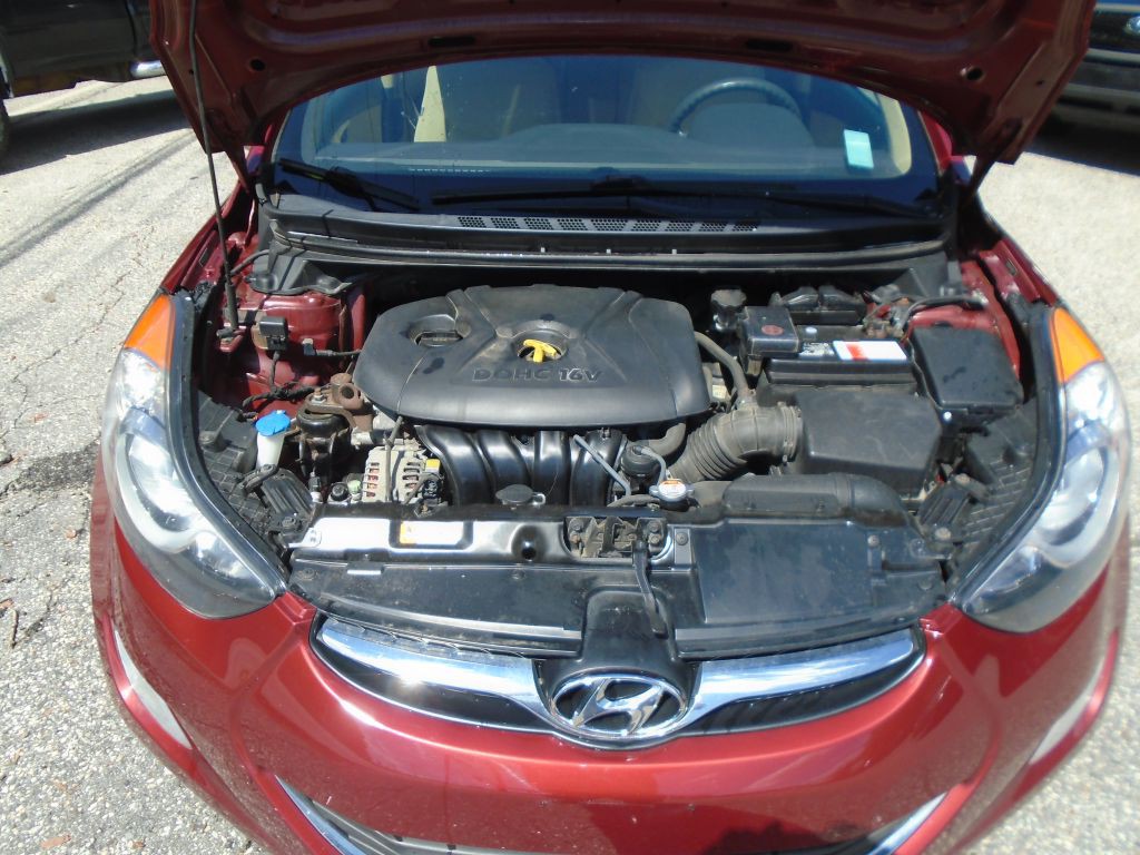2013 Hyundai Elantra Image 9