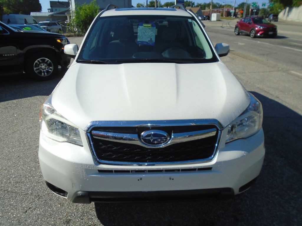2014 Subaru Forester Image 2