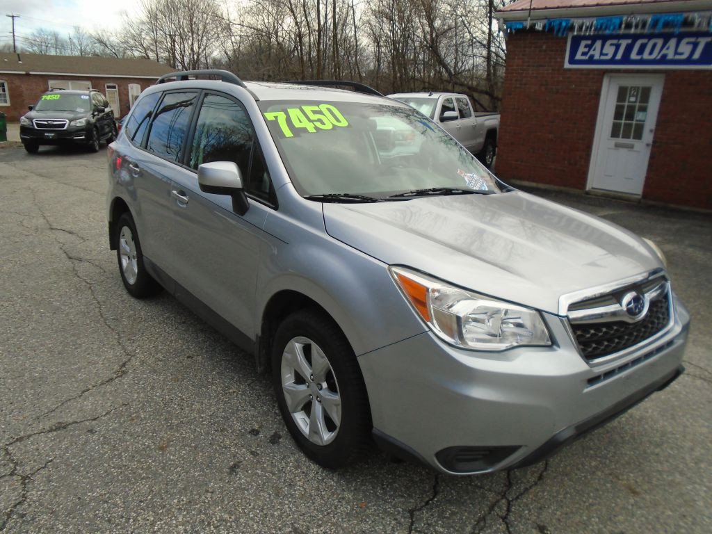 2015 Subaru Forester Image 1