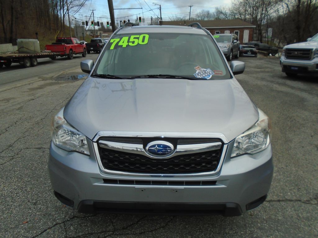 2015 Subaru Forester Image 2