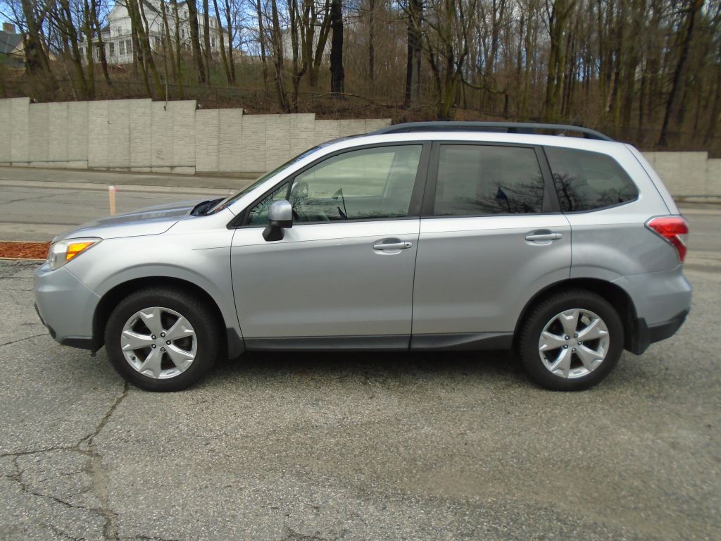 2015 Subaru Forester Image 3